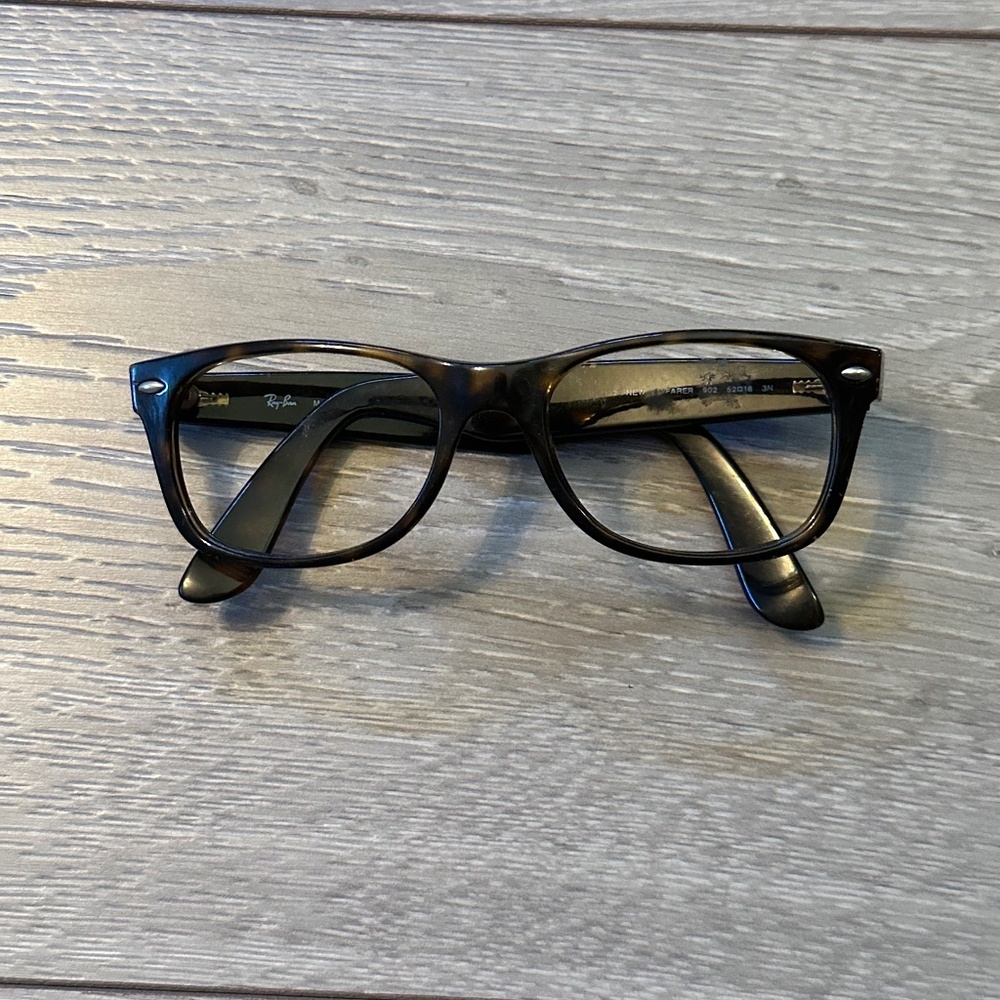 Ray-Ban Brown Tortoise Wayfarer Glasses